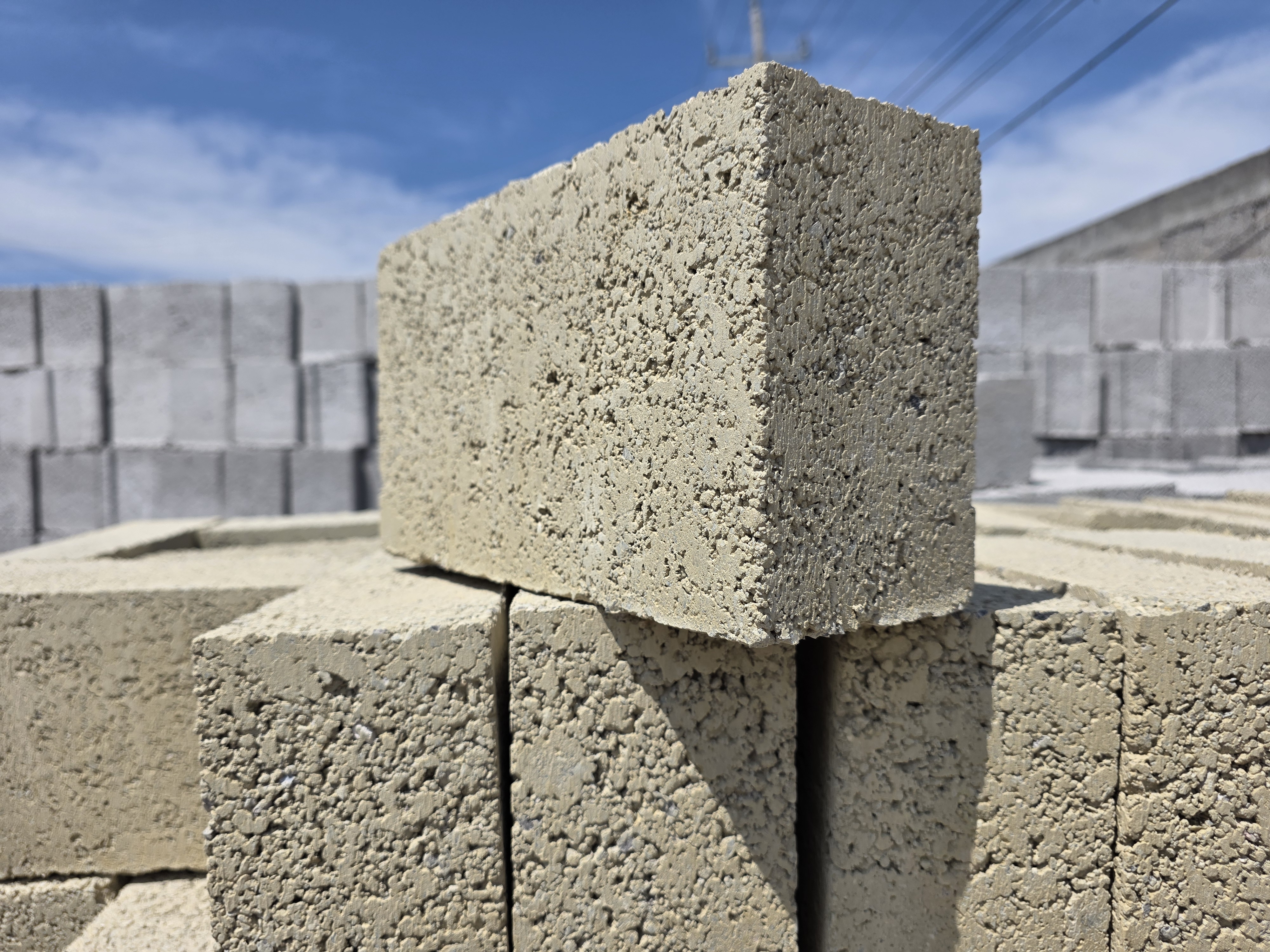 TABICON AMARILLO 10x15x28